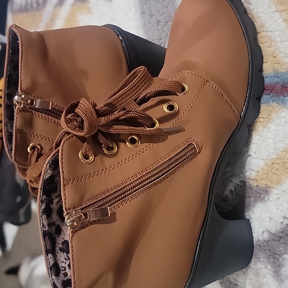 Booties - Picture 5 of 8